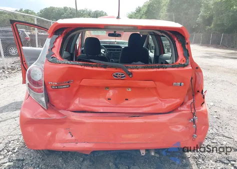 2013 Toyota Prius C Two из США, поврежденный, VIN JTDKDTB39D1043323